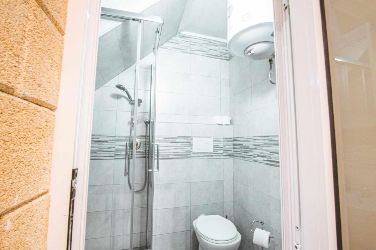 The Castle Apartment บารี ภายนอก รูปภาพ